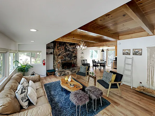 888 Kiowa Dr, South Lake Tahoe, CA 96150