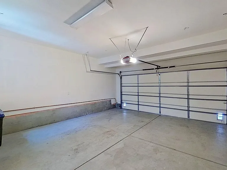 32 Meridian Dr — Photo 22