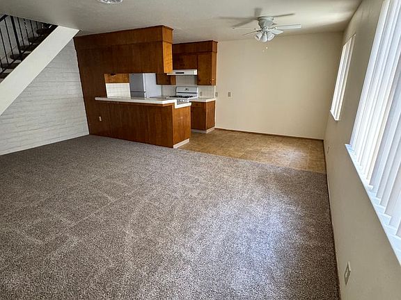 4th image of 1350 W Walnut St APT 3