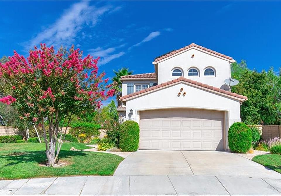 1st image of 23517 Gentian Ct