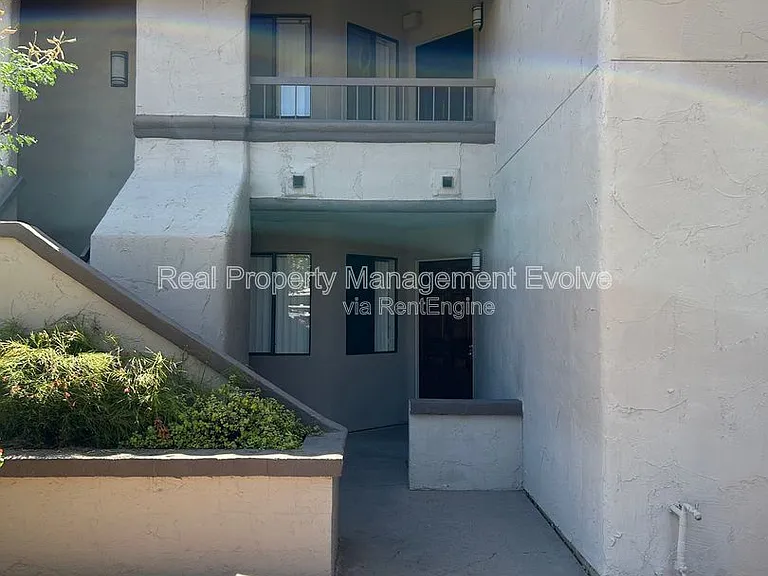 9465 N 92nd St #108 — Photo 1