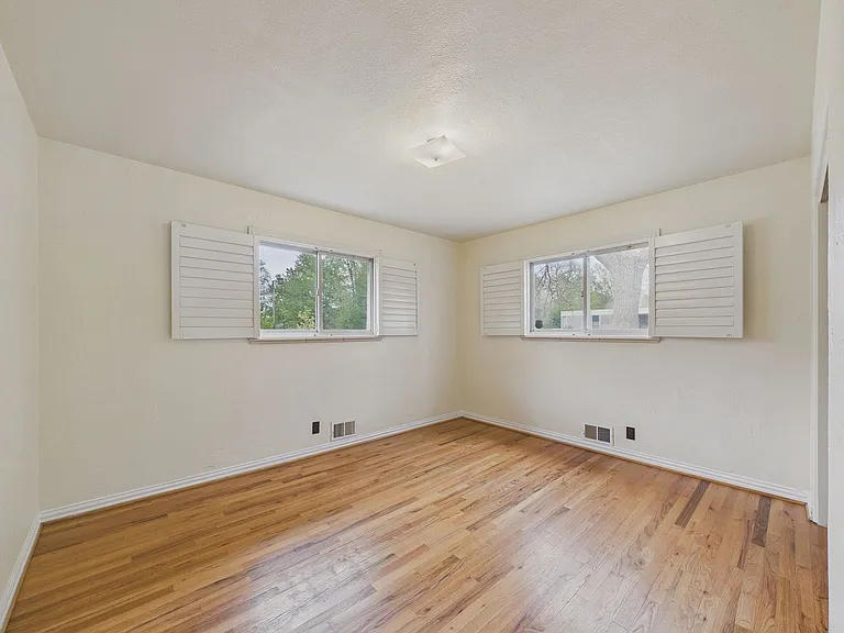 1695 E Cornell Ave — Photo 17