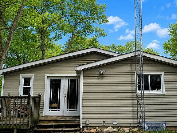 2nd image of 2427 Vanderbilt Ave