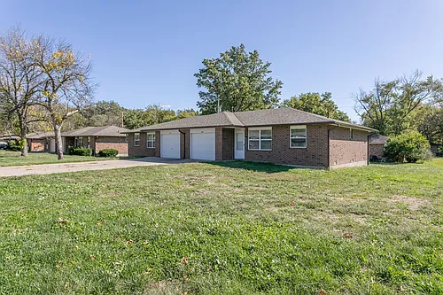 Floor plan 2500 E Morris Dr