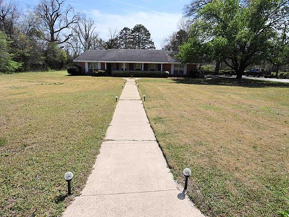 2nd image of 307 W 4th