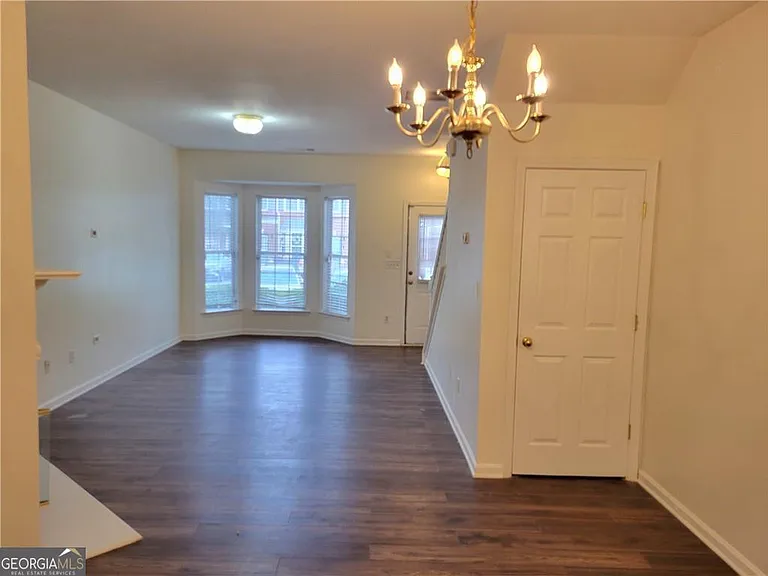 1497 Cove Creek Cir — Photo 5