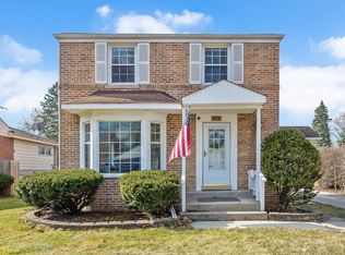 712 Kemman Ave, La Grange Park, IL
