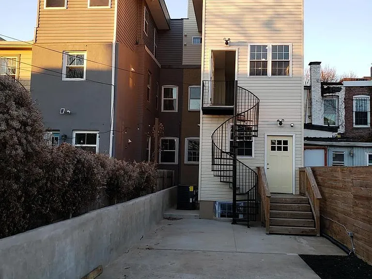 752 Lamont St NW #2 — Photo 25