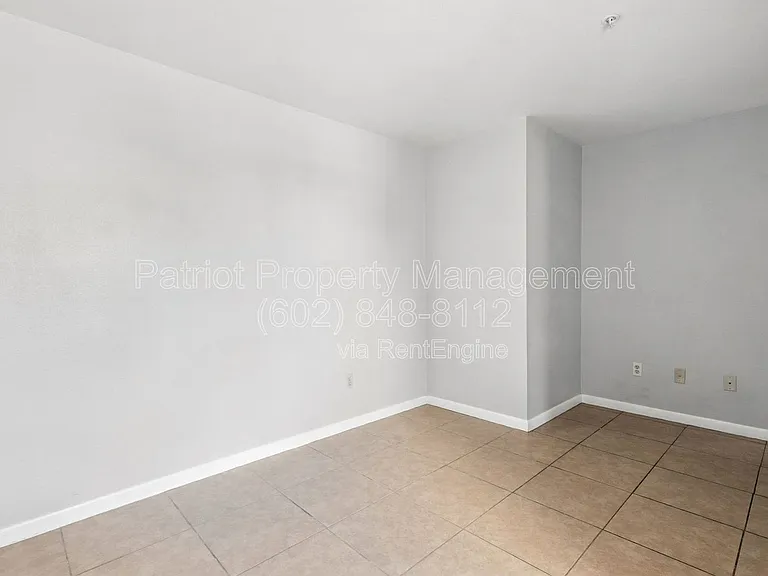 1005 E 8th St #2007 — Photo 20