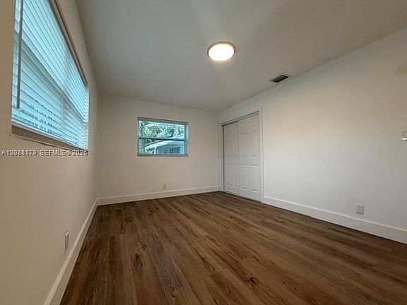 5th image of 3038 Arthur St