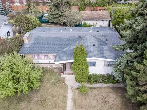 6403 132nd St NW, Edmonton, AB T6H 3Y8