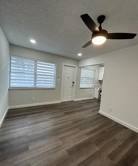 340 NW 19th St #2030 — Photo 3