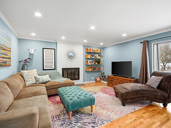 4th image of 365 Nichols Dr