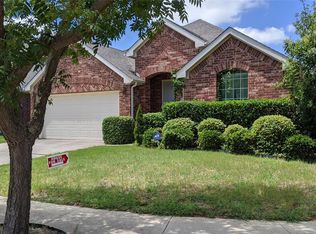 7900 Adobe Dr, Fort Worth, TX 76123