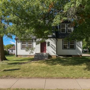1525 1st St N, Newton, IA, 50208