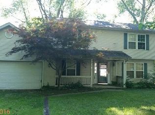 1493 Lake View Ave, Madison, OH 44057