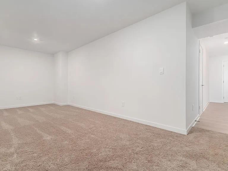 122 Red Willow Dr — Photo 30