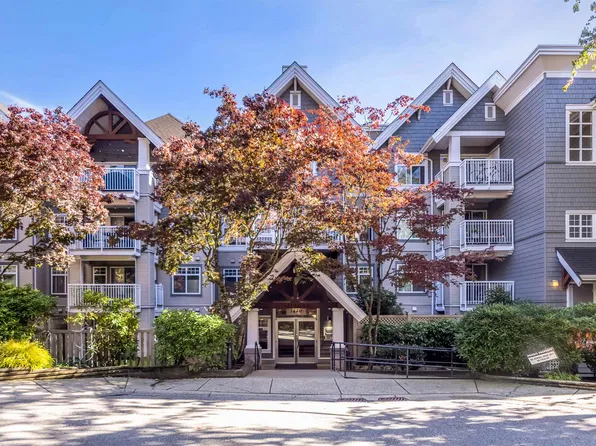 1420 Parkway Blvd #208, Coquitlam, BC V3E 3J6