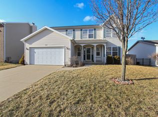 3310 Castlemain Dr, Bloomington, IL