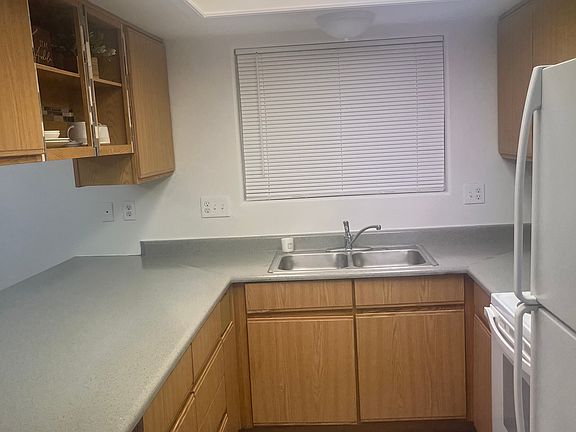 4th image of 1301 N St #A-8