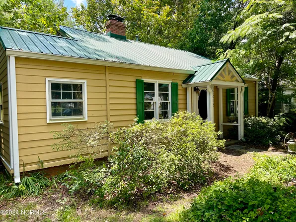 2212 Klein Road, Wilmington, NC 28405