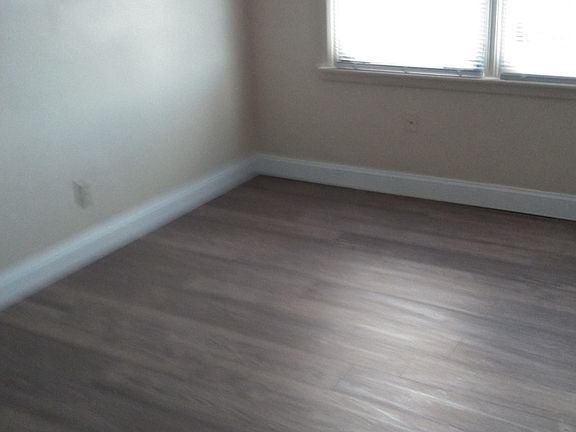 4th image of 200 S Veitch St APT 8