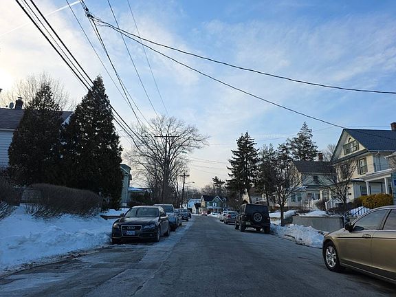 5th image of 96 Slocum Ave