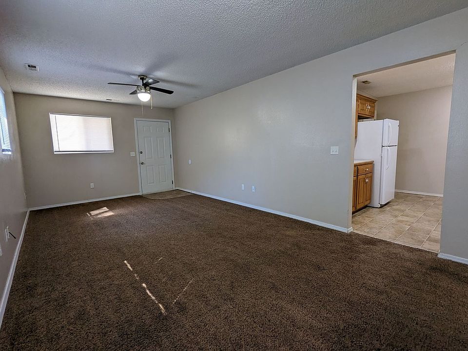 E Division St - Gaddy Apartments - Bolivar, MO | Zillow