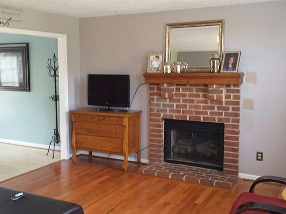 5th image of 316 Eastview Dr