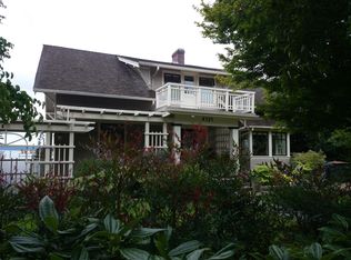 4131 Hillcrest Ave SW, Seattle, WA 98116