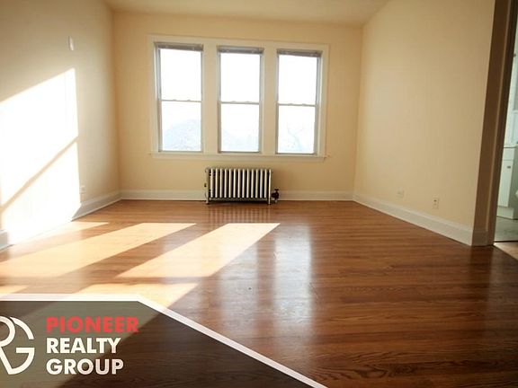 3rd image of 2600 N Kimball Ave #2600407