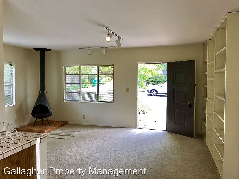 1st image of 817 N Voluntario St #A