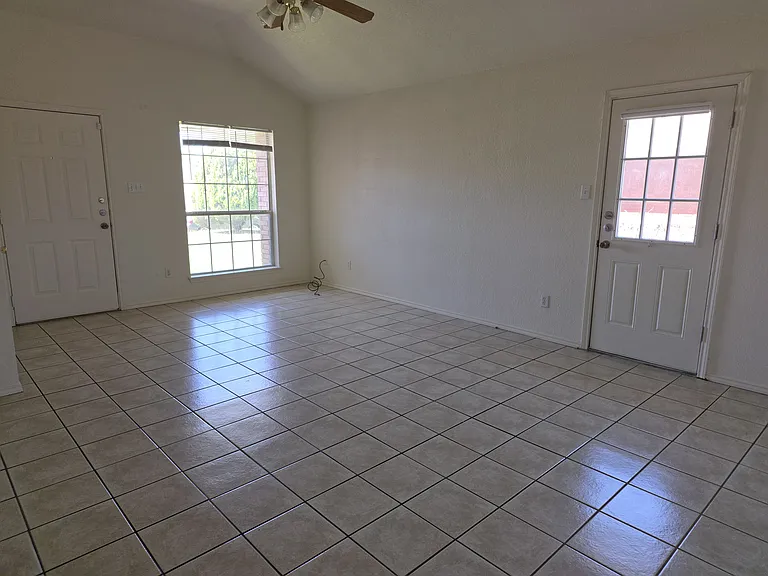 4606 Bowles Dr #A — Photo 16