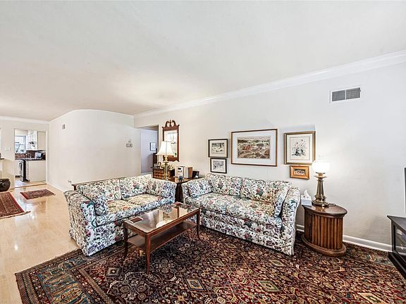 4th image of 7511 Byron Pl APT 1E