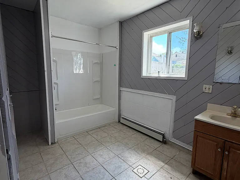62-64 9th Ave — Photo 13