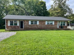 1456 17th Ave NE #1458, Hickory, NC 28601