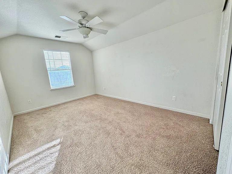 6682 Panther Creek Dr — Photo 23