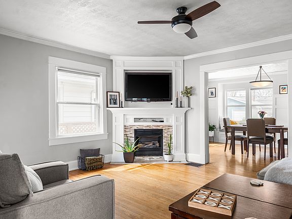 5th image of 5348 N College Ave
