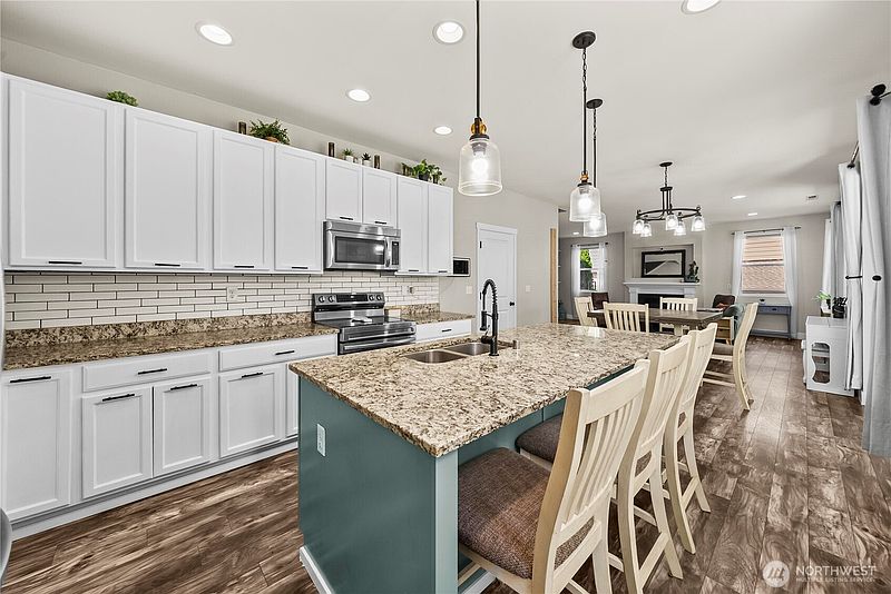2nd image of 4283 SW Chatterton Avenue