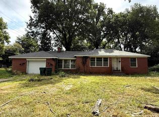 910 N Ruddle Rd, Blytheville, AR 72315