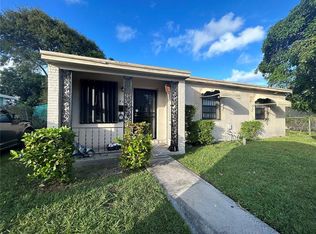 376 W 15th St, Riviera Beach, FL 33404