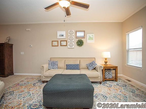 2nd image of 4324 Moraine St