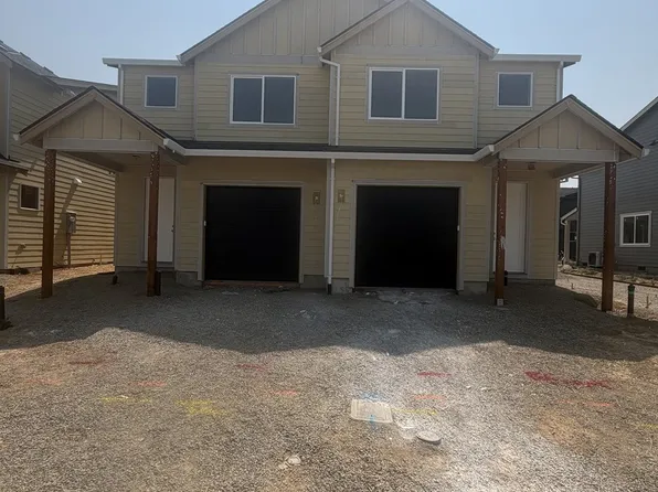 572 Spring Blvd, Woodburn, OR 97071
