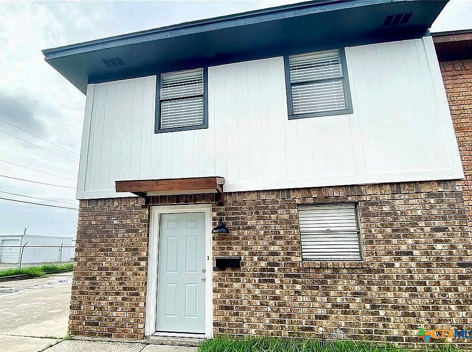 1st image of 1905 N Ben Wilson St APT 10
