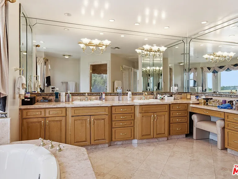 12570 Bull Canyon Rd — Photo 15