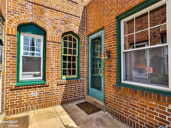 4th image of 1513 W Union St