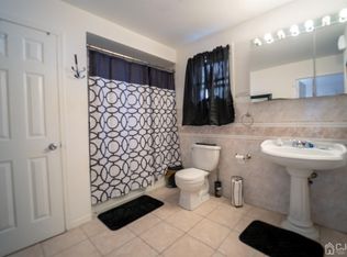 538 Harding Ave, Perth Amboy, NJ 08861