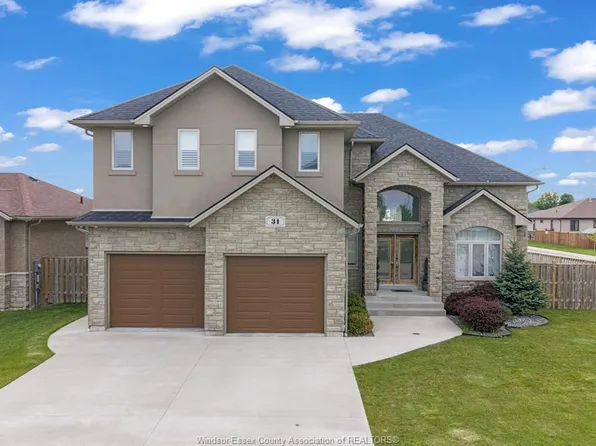 31 Heathview Trl, Leamington, ON N8H 0C5