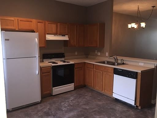 2nd image of 14238 Tanja King Blvd