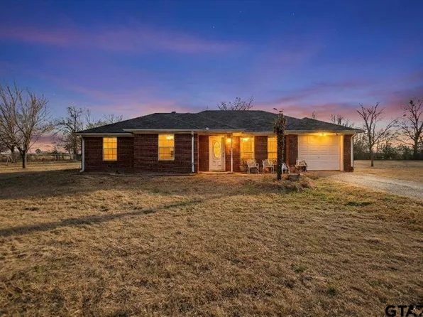 15389 Oaks West Dr, Tyler, TX 75704